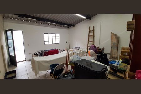 Casa à venda com 125m², 2 quartos e 2 vagas Casa à venda com 125m², 2 quartos e 2 vagasEdícula