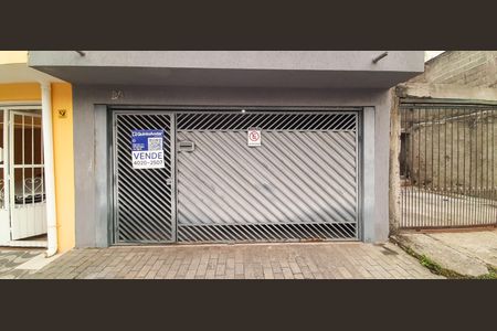 Casa à venda com 125m², 2 quartos e 2 vagas Casa à venda com 125m², 2 quartos e 2 vagasFachada da Casa