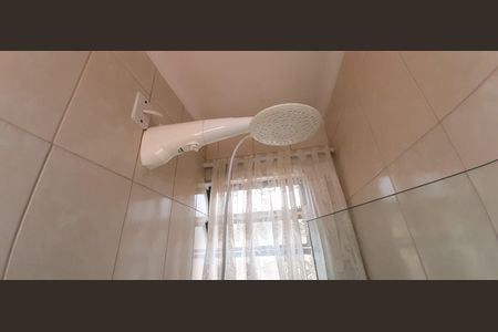 Casa à venda com 125m², 2 quartos e 2 vagas Casa à venda com 125m², 2 quartos e 2 vagasBanheiro