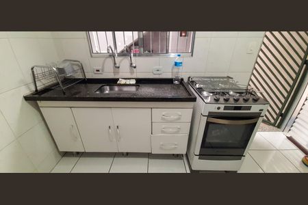 Casa à venda com 125m², 2 quartos e 2 vagas Casa à venda com 125m², 2 quartos e 2 vagasCozinha