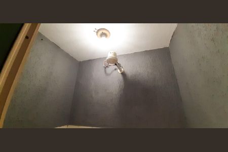 Casa à venda com 125m², 2 quartos e 2 vagas Casa à venda com 125m², 2 quartos e 2 vagasBanheiro da Área de Serviço