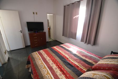 Casa à venda com 340m², 4 quartos e 3 vagasSuíte