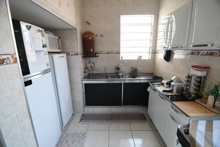 Casa à venda com 340m², 4 quartos e 3 vagasCozinha