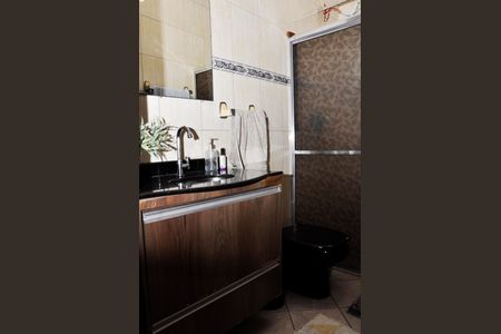 Casa à venda com 160m², 3 quartos e 3 vagas Casa à venda com 160m², 3 quartos e 3 vagasBanheiro da Suíte