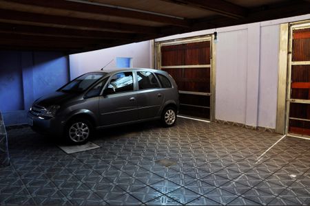 Casa à venda com 160m², 3 quartos e 3 vagas Casa à venda com 160m², 3 quartos e 3 vagasÁrea comum