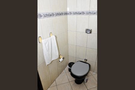 Casa à venda com 160m², 3 quartos e 3 vagas Casa à venda com 160m², 3 quartos e 3 vagasBanheiro Social