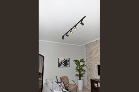 Casa à venda com 160m², 3 quartos e 3 vagas Casa à venda com 160m², 3 quartos e 3 vagasSala