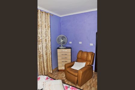 Casa à venda com 160m², 3 quartos e 3 vagas Casa à venda com 160m², 3 quartos e 3 vagasQuarto 2