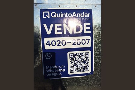 Casa à venda com 160m², 3 quartos e 3 vagas Casa à venda com 160m², 3 quartos e 3 vagasPlaca