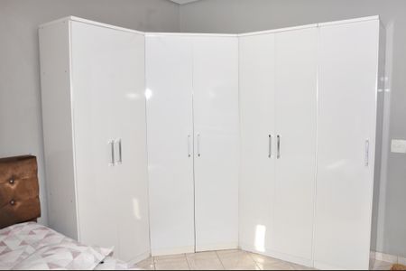 Casa à venda com 160m², 3 quartos e 3 vagas Casa à venda com 160m², 3 quartos e 3 vagasQuarto 1