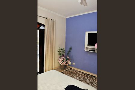 Casa à venda com 160m², 3 quartos e 3 vagas Casa à venda com 160m², 3 quartos e 3 vagasSuíte