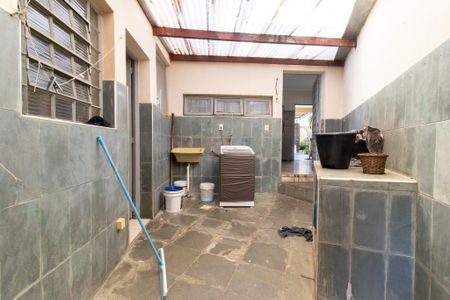 Casa à venda com 298m², 4 quartos e 4 vagasÁrea de Serviço