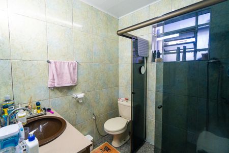 Casa à venda com 307m², 4 quartos e 3 vagasCasa 2 - Banheiro