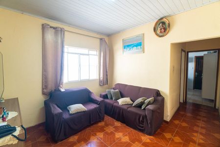 Casa à venda com 307m², 4 quartos e 3 vagasCasa 1 - Sala