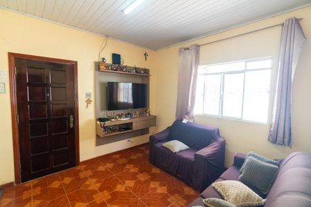 Casa à venda com 307m², 4 quartos e 3 vagasCasa 1 - Sala