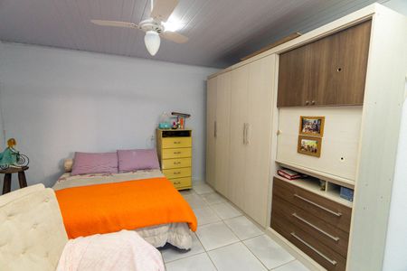 Casa à venda com 307m², 4 quartos e 3 vagasCasa 2 - Quarto 1