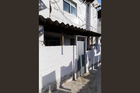 Casa para alugar com 40m², 1 quarto e sem vaga Casa para alugar com 40m², 1 quarto e sem vagaEntrada