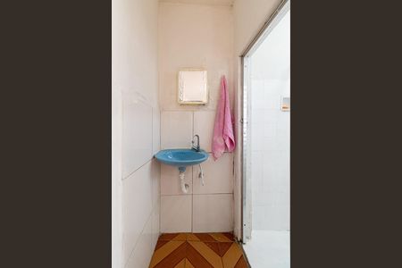 Casa para alugar com 40m², 1 quarto e sem vaga Casa para alugar com 40m², 1 quarto e sem vagaBanheiro