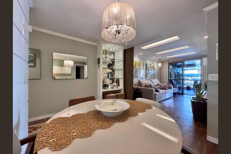 Apartamento à venda com 123m², 3 quartos e 2 vagasSala