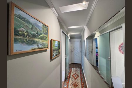 Apartamento à venda com 123m², 3 quartos e 2 vagasCorredor