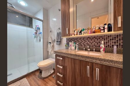 Apartamento à venda com 123m², 3 quartos e 2 vagasBanheiro da Suíte 