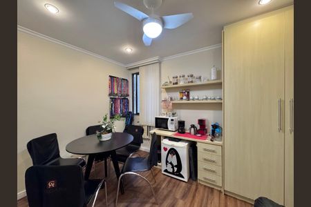 Apartamento à venda com 123m², 3 quartos e 2 vagasQuarto 2