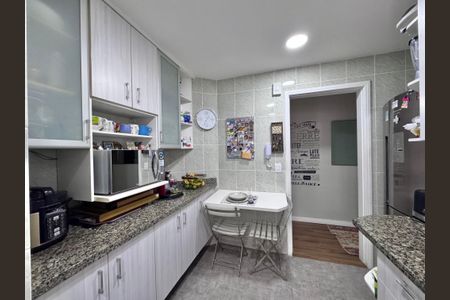 Apartamento à venda com 123m², 3 quartos e 2 vagasCozinha e Área de Serviço
