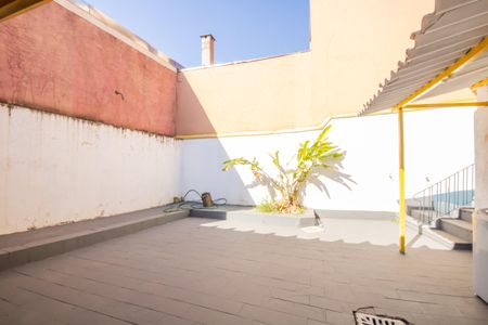 Casa à venda com 227m², 3 quartos e 2 vagasQuintal