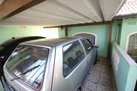 Casa à venda com 120m², 2 quartos e 2 vagasGaragem