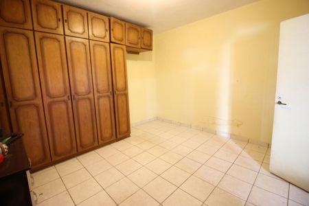 Casa à venda com 120m², 2 quartos e 2 vagasQuarto 2