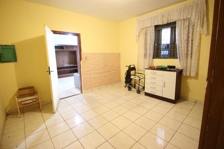 Casa à venda com 120m², 2 quartos e 2 vagasQuarto 2