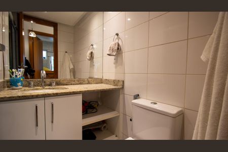 Banheiro Social de apartamento à venda com 3 quartos, 87m² em Recreio dos Bandeirantes, Rio de Janeiro