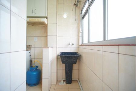 Apartamento à venda com 58m², 2 quartos e 1 vagaCozinha e Área de Serviço