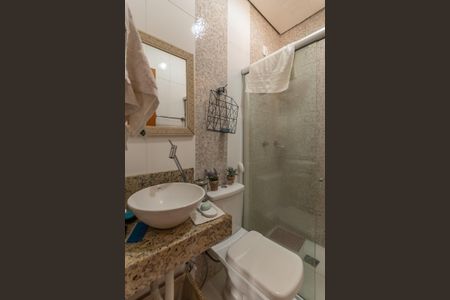 Casa à venda com 360m², 3 quartos e 6 vagas Casa à venda com 360m², 3 quartos e 6 vagasBanheiro Social 1