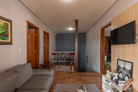 Casa à venda com 360m², 3 quartos e 6 vagas Casa à venda com 360m², 3 quartos e 6 vagasSala 2