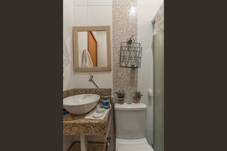 Casa à venda com 360m², 3 quartos e 6 vagas Casa à venda com 360m², 3 quartos e 6 vagasBanheiro Social 1