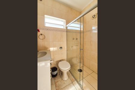 Casa à venda com 285m², 2 quartos e 2 vagas Casa à venda com 285m², 2 quartos e 2 vagasCasa 2 - Banheiro