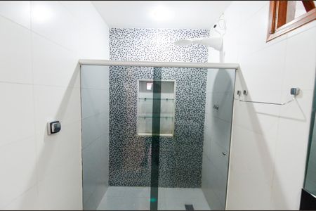 Casa à venda com 187m², 3 quartos e 2 vagasBanheiro da suíte