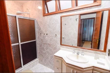 Casa à venda com 187m², 3 quartos e 2 vagasBanheiro Social