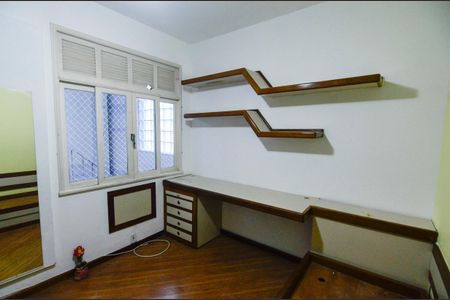 Casa à venda com 187m², 3 quartos e 2 vagasQuarto 1