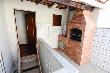 Casa à venda com 187m², 3 quartos e 2 vagasTerraço
