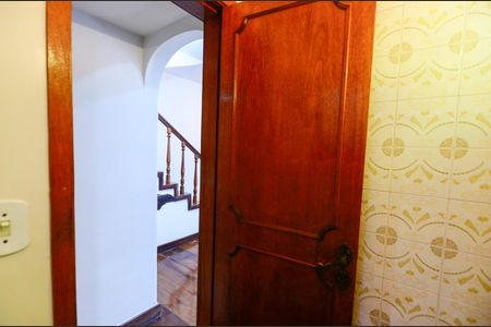 Casa à venda com 187m², 3 quartos e 2 vagasLavabo