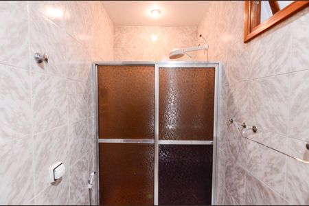 Casa à venda com 187m², 3 quartos e 2 vagasBanheiro Social