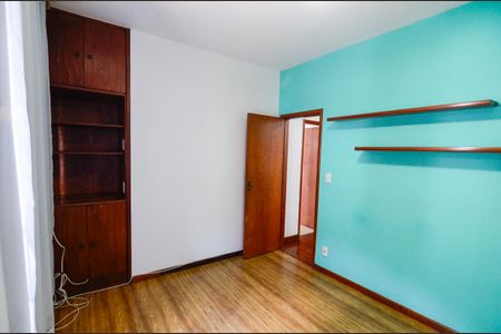 Casa à venda com 187m², 3 quartos e 2 vagasQuarto 2