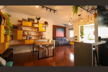 Apartamento para alugar com 74m², 2 quartos e 2 vagasSala