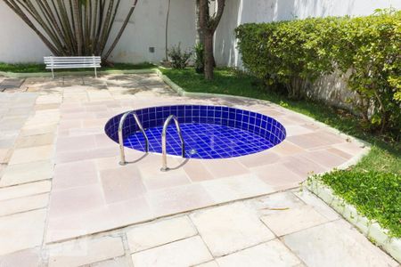 Apartamento à venda com 189m², 3 quartos e 2 vagasÁrea comum - Piscina