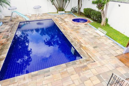 Apartamento à venda com 189m², 3 quartos e 2 vagasÁrea comum - Piscina