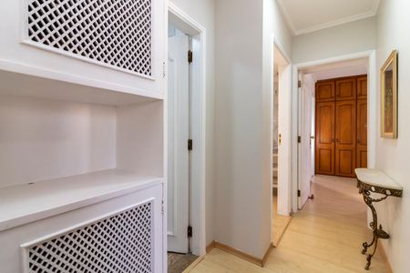 Apartamento à venda com 189m², 3 quartos e 2 vagasCorredor dos Quartos