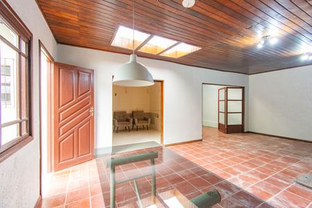 Casa para alugar com 250m², 3 quartos e 1 vagaSala