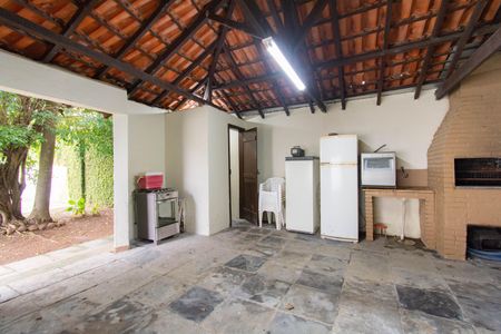 Casa para alugar com 250m², 3 quartos e 1 vagaÁrea Externa